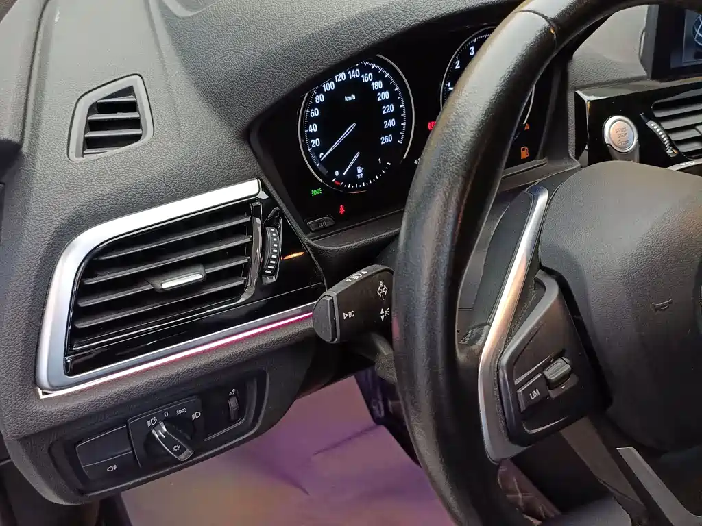 BMW 1 Series — миниатюра 14