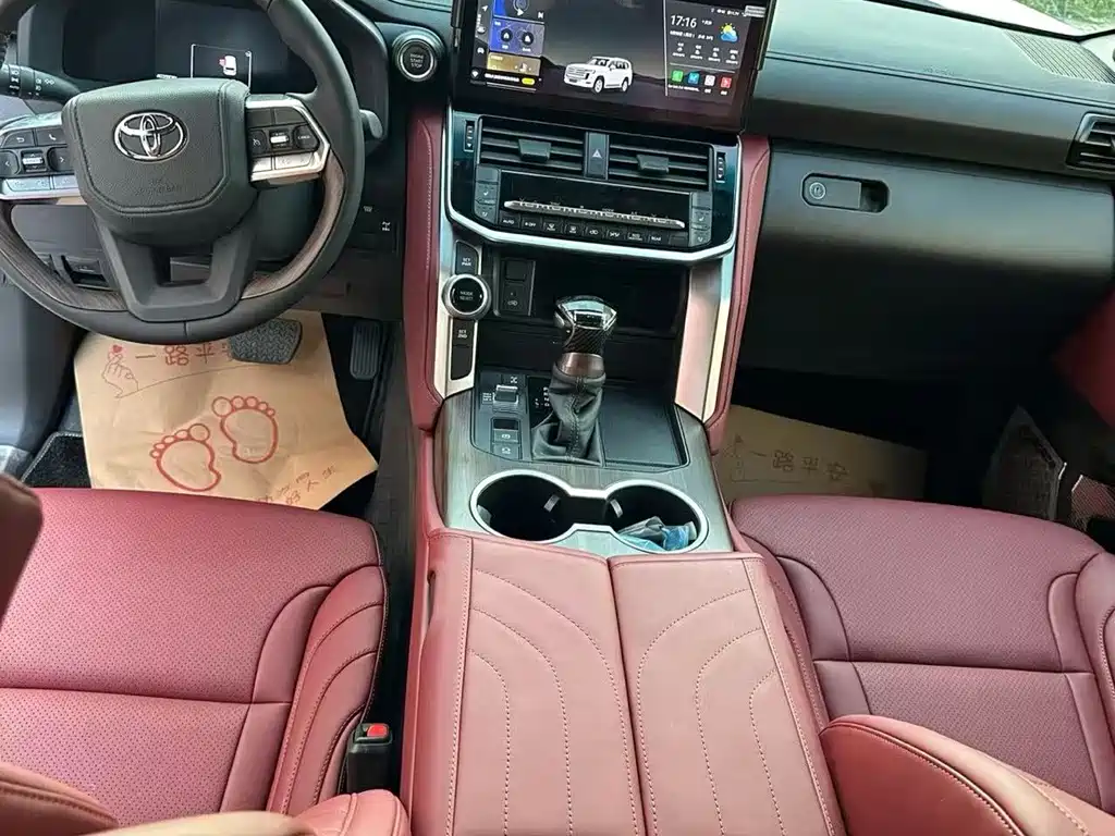 Toyota Land Cruiser — миниатюра 5