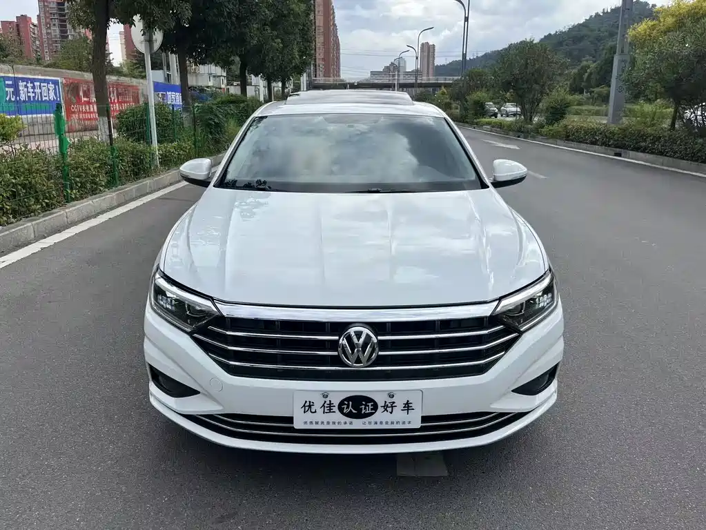 Volkswagen Sagitar — миниатюра 2