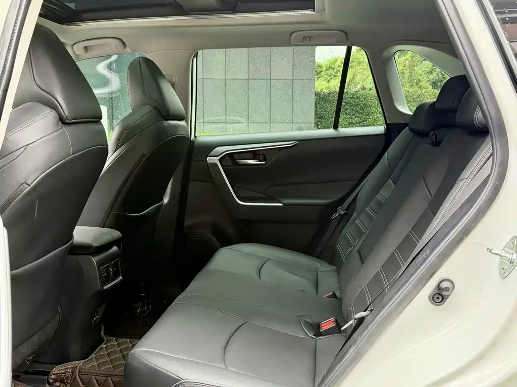 Toyota Wildlander — миниатюра 11