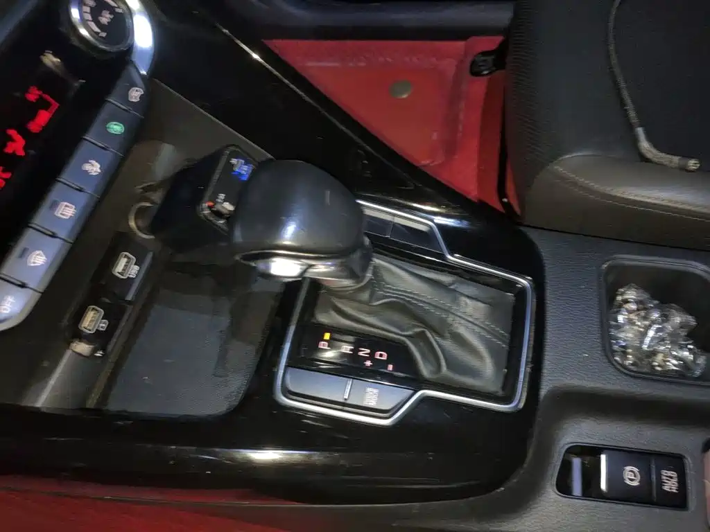 Kia Sportage — миниатюра 10