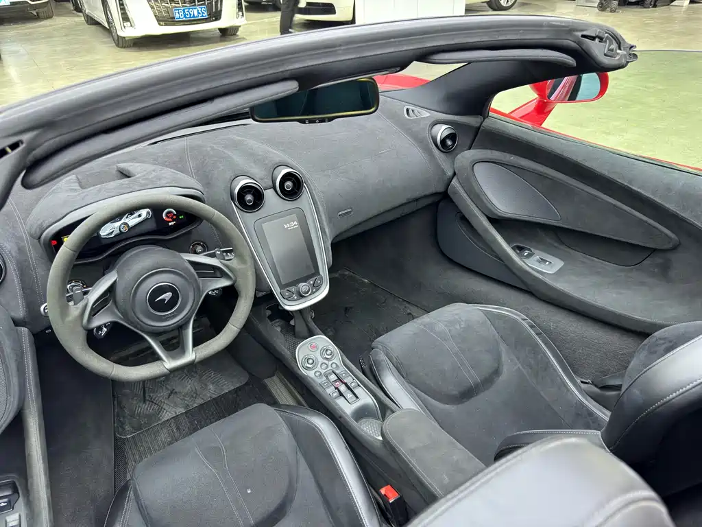 McLaren 600LT — миниатюра 18