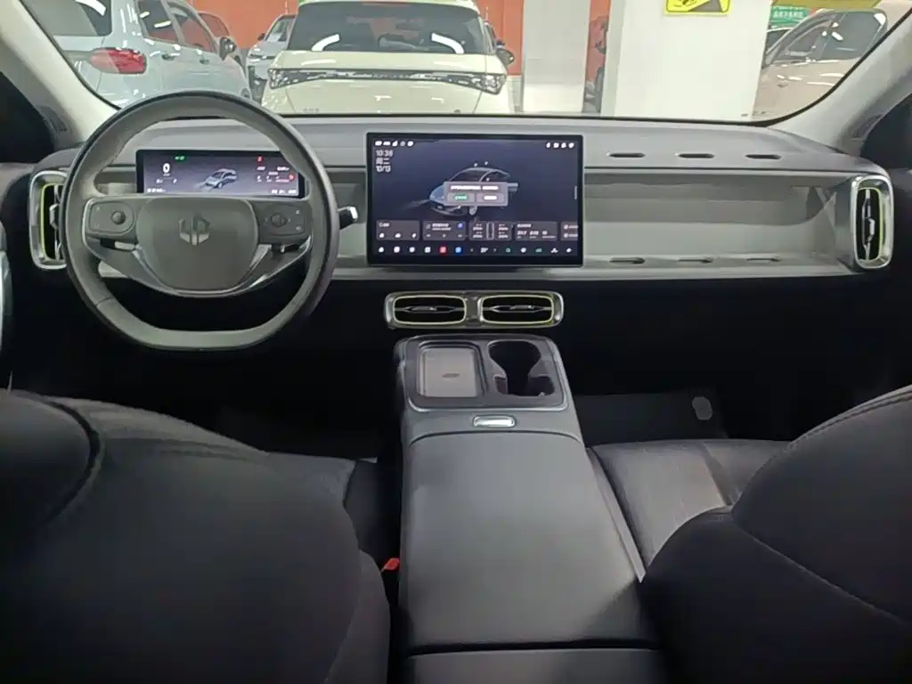 Leapmotor Leapmotor B01 — миниатюра 10