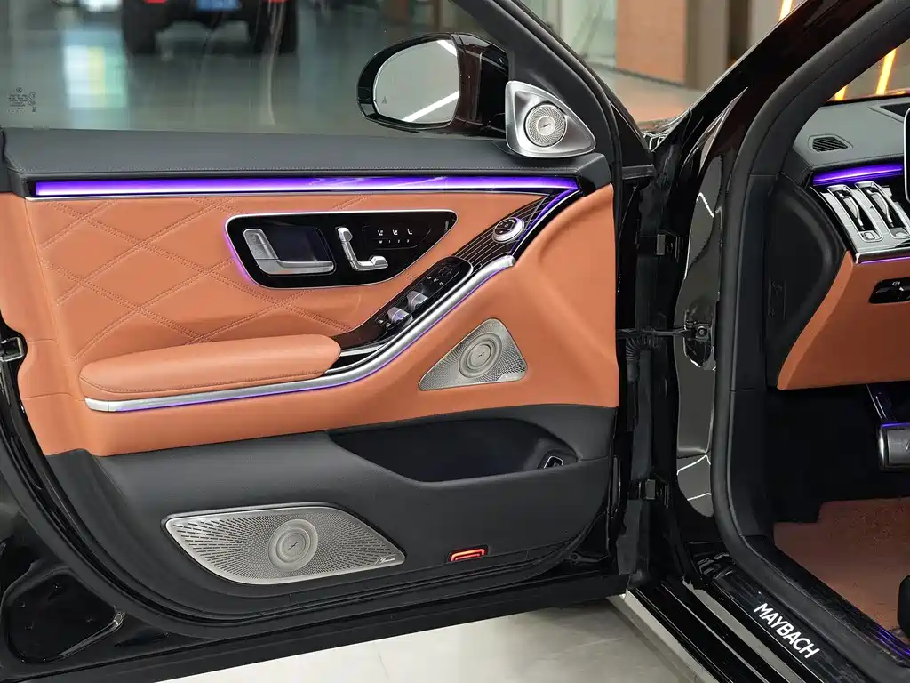 Mercedes-Benz S-Class — миниатюра 8