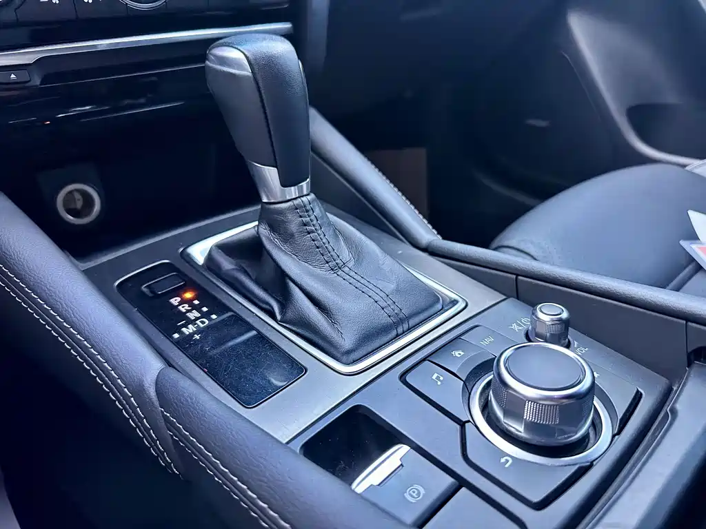 Mazda Atenza — миниатюра 7