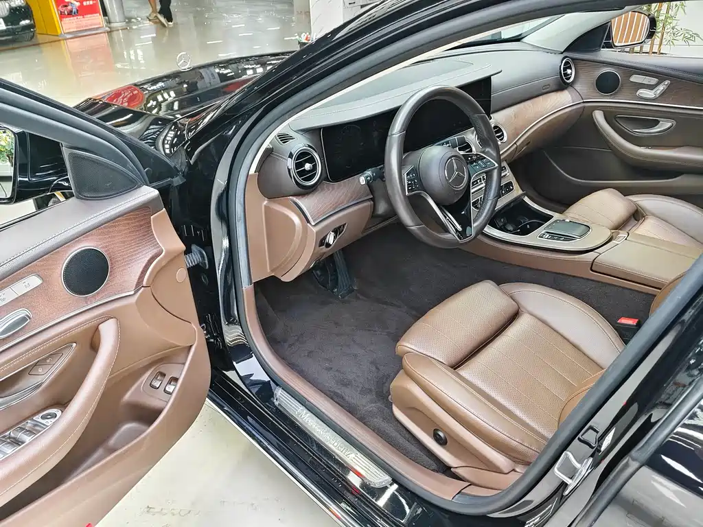Mercedes-Benz E-Class E 2022 E 350 e L