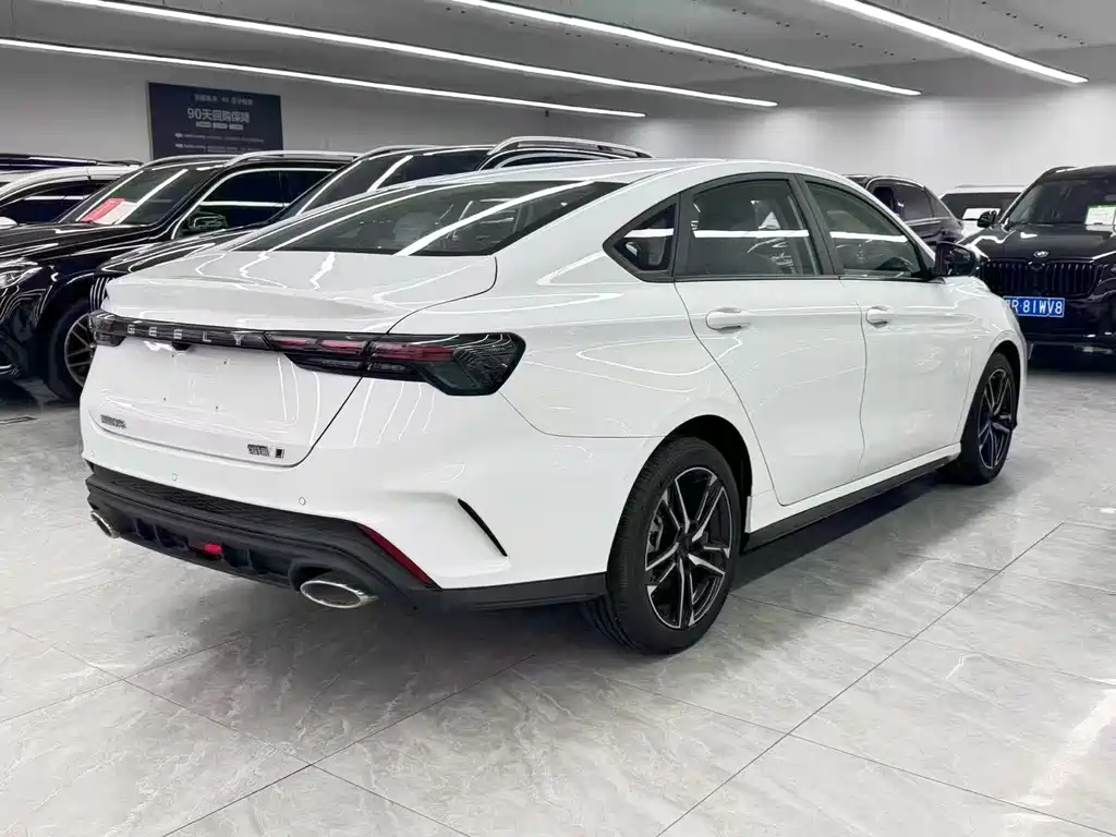 Geely Binrui — миниатюра 6