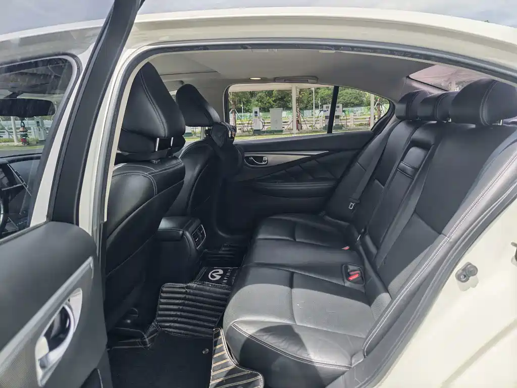 Infiniti Q50L — миниатюра 12