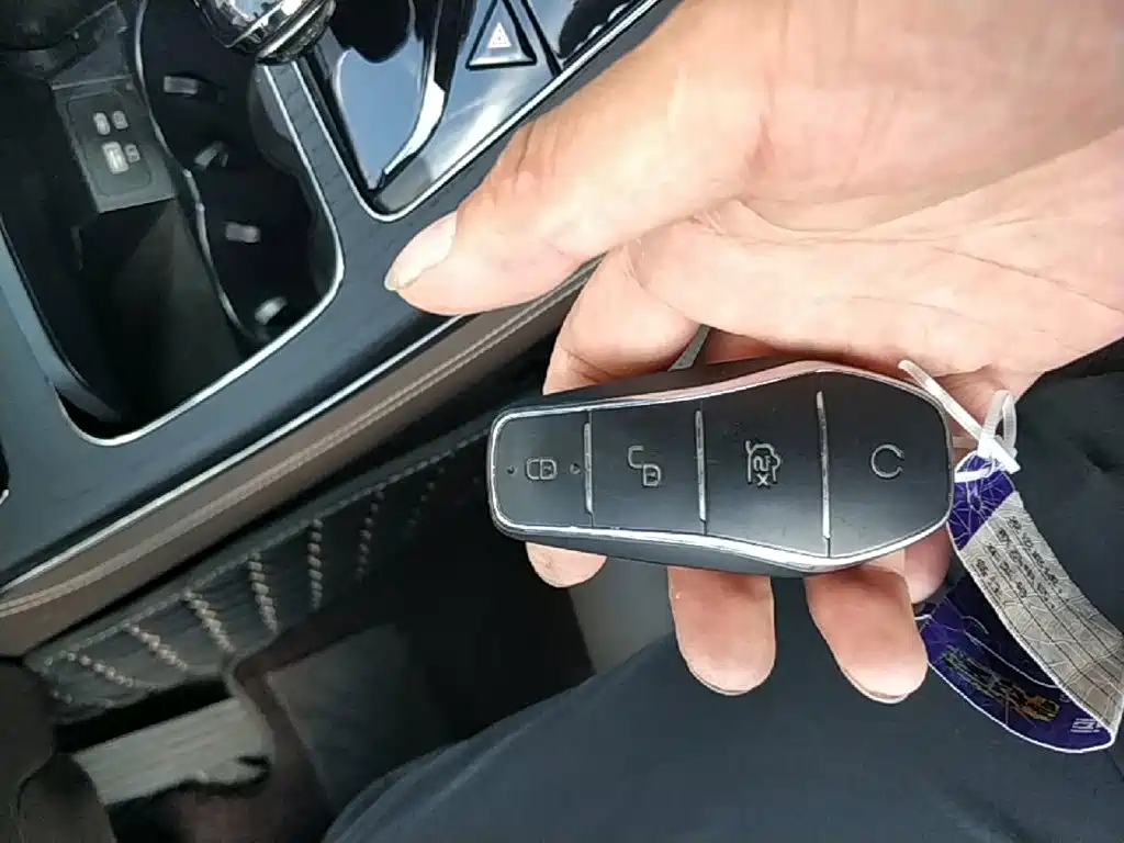 BYD Han — миниатюра 9