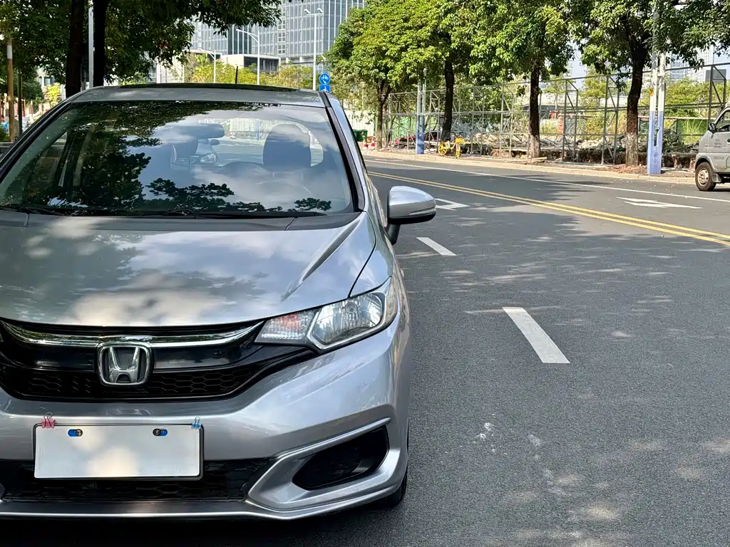 Honda Fit — миниатюра 4