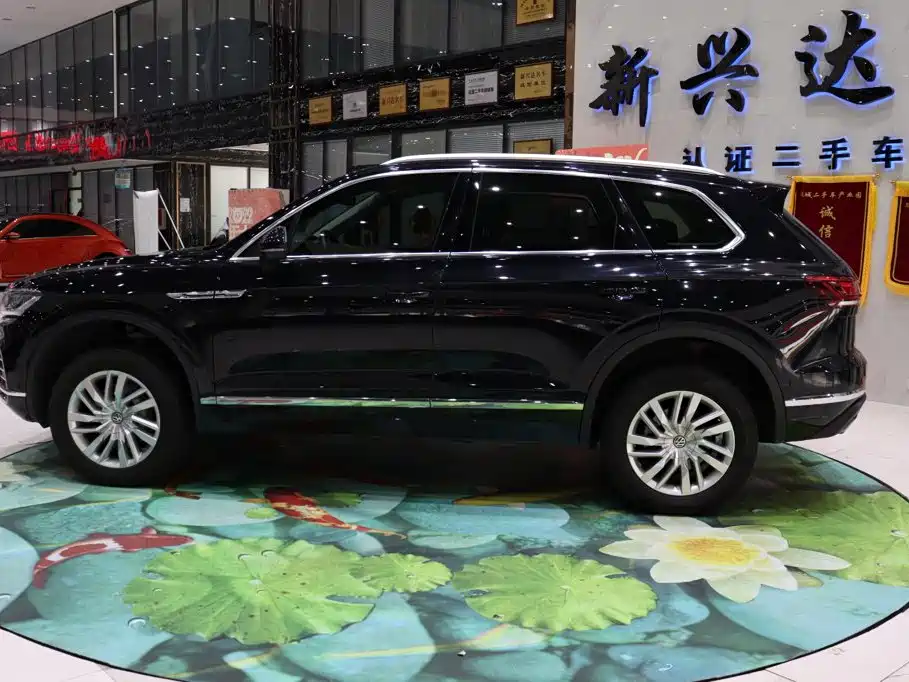 Volkswagen Touareg 2021 2.0TSI