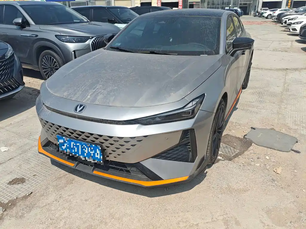 Changan UNI-V 2025