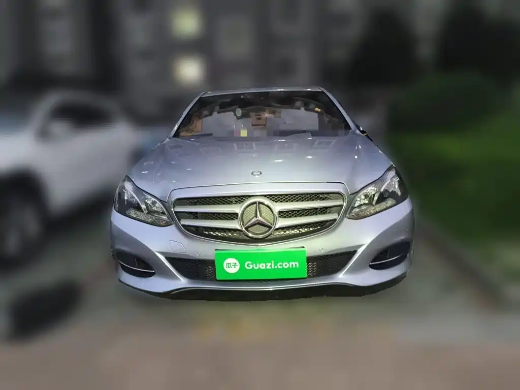 Mercedes-Benz E-Class — миниатюра 23