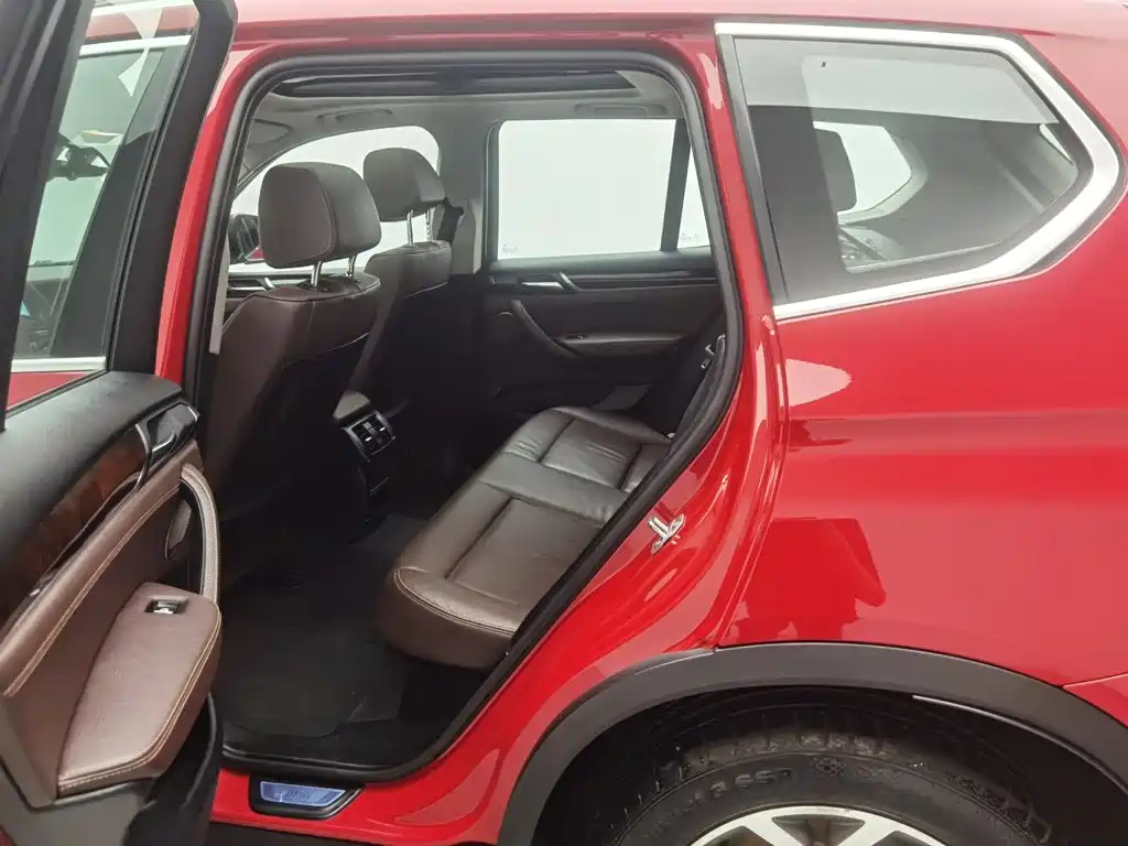 BMW X3 (Import) — миниатюра 15