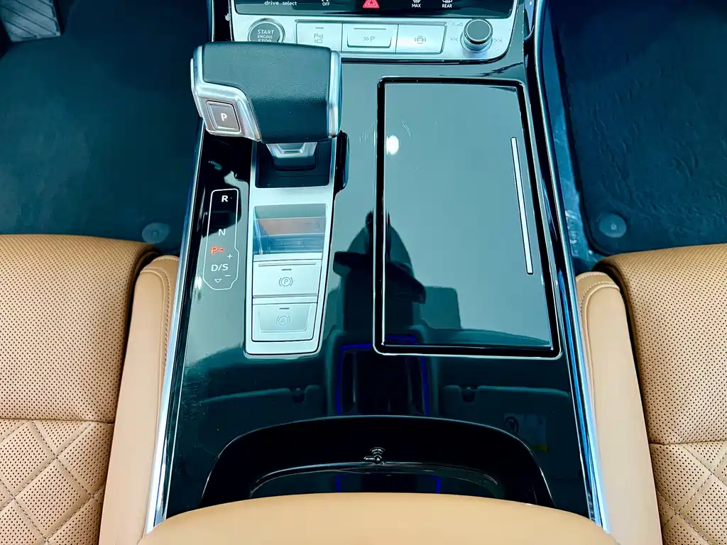 Audi A8 — миниатюра 18