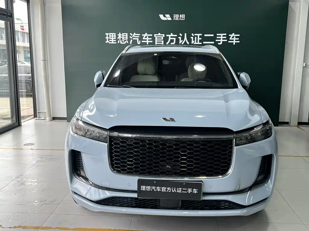 Li Auto ONE 2021 6 мест