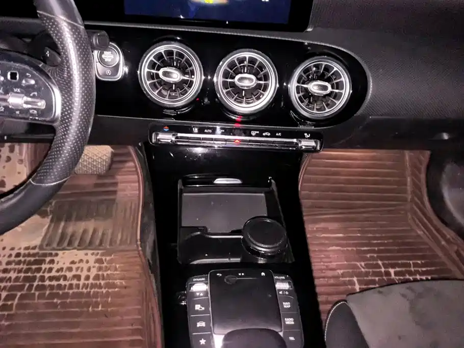 Mercedes-Benz A-Class — миниатюра 16