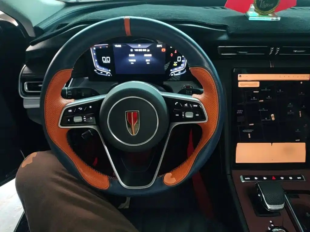 Hongqi Hongqi H5 — миниатюра 10