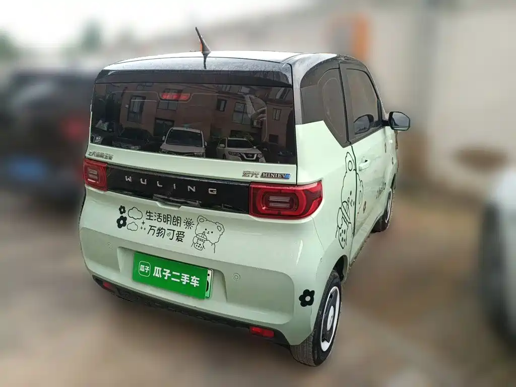 Wuling MINIEV — миниатюра 5