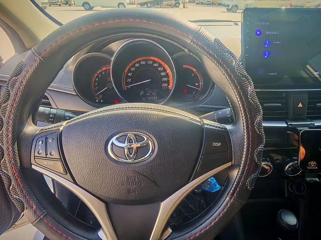 Toyota Yaris L — миниатюра 16