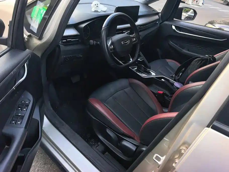 Geely Vision X3 — миниатюра 9