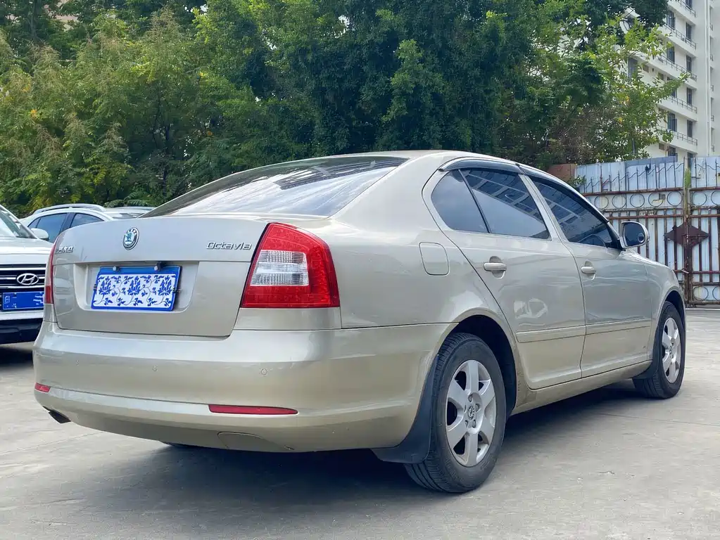 Skoda Octavia — миниатюра 9