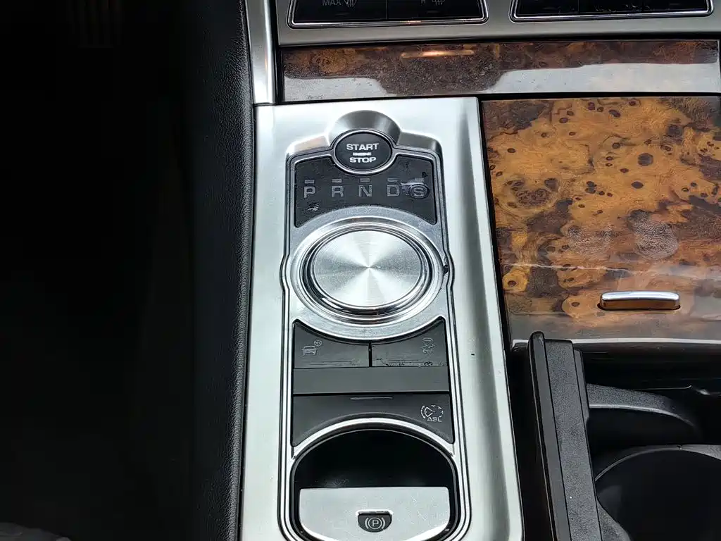 Jaguar XF — миниатюра 13