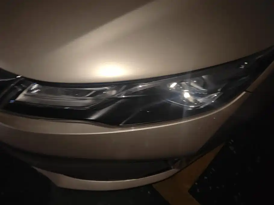 Geely Emgrand GL — миниатюра 5