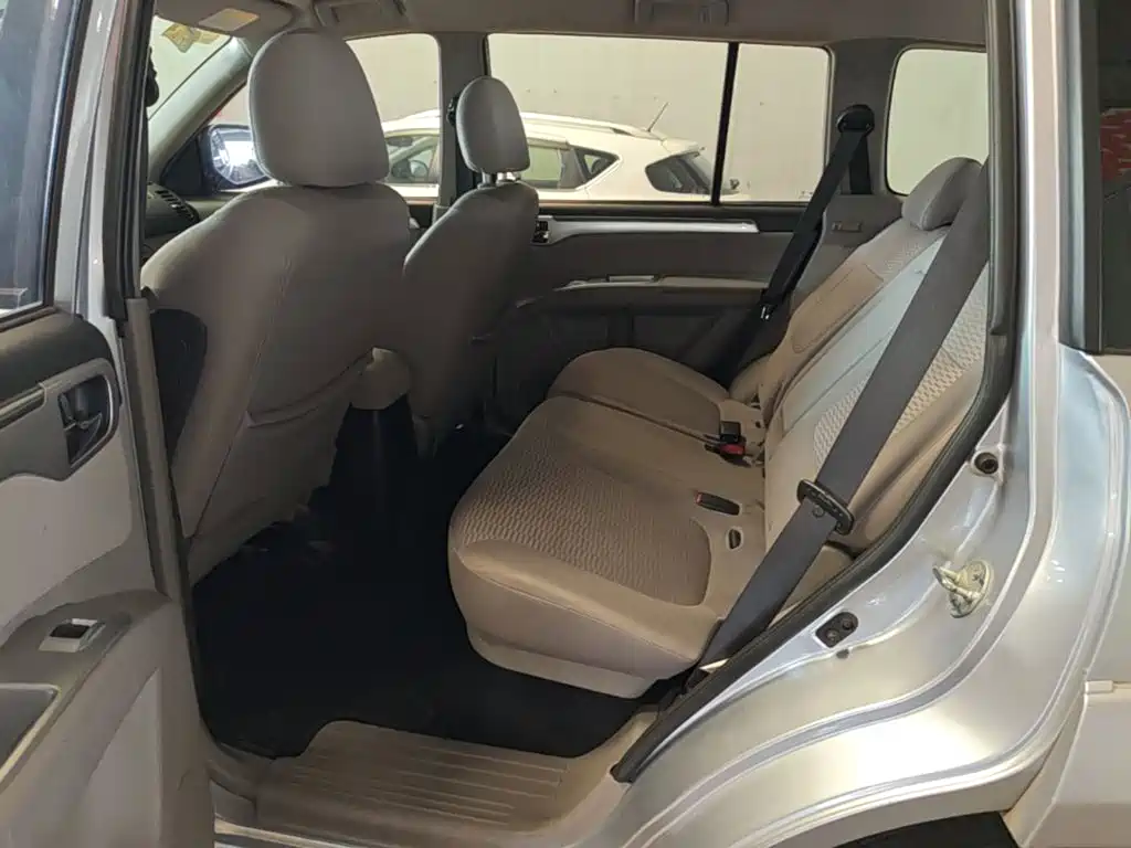 Mitsubishi Pajero Sport — миниатюра 17