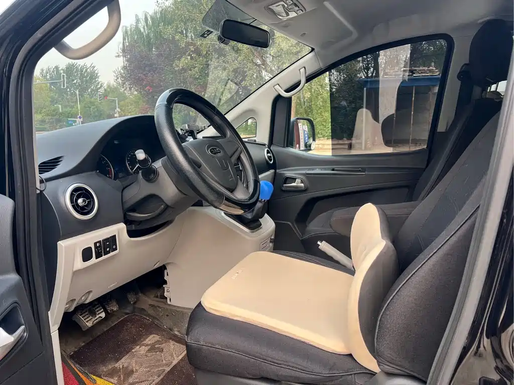 JAC Refine Refine M3 — миниатюра 5