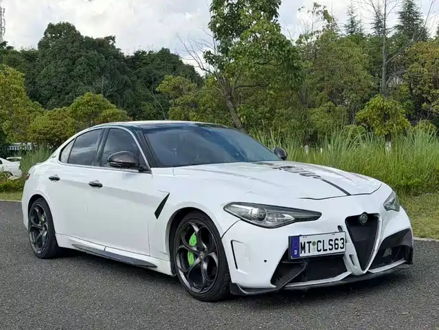 2017 Alfa Romeo Giulia