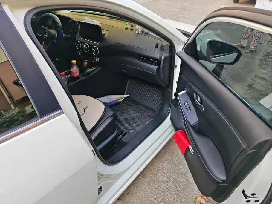 Nissan Sylphy — миниатюра 8