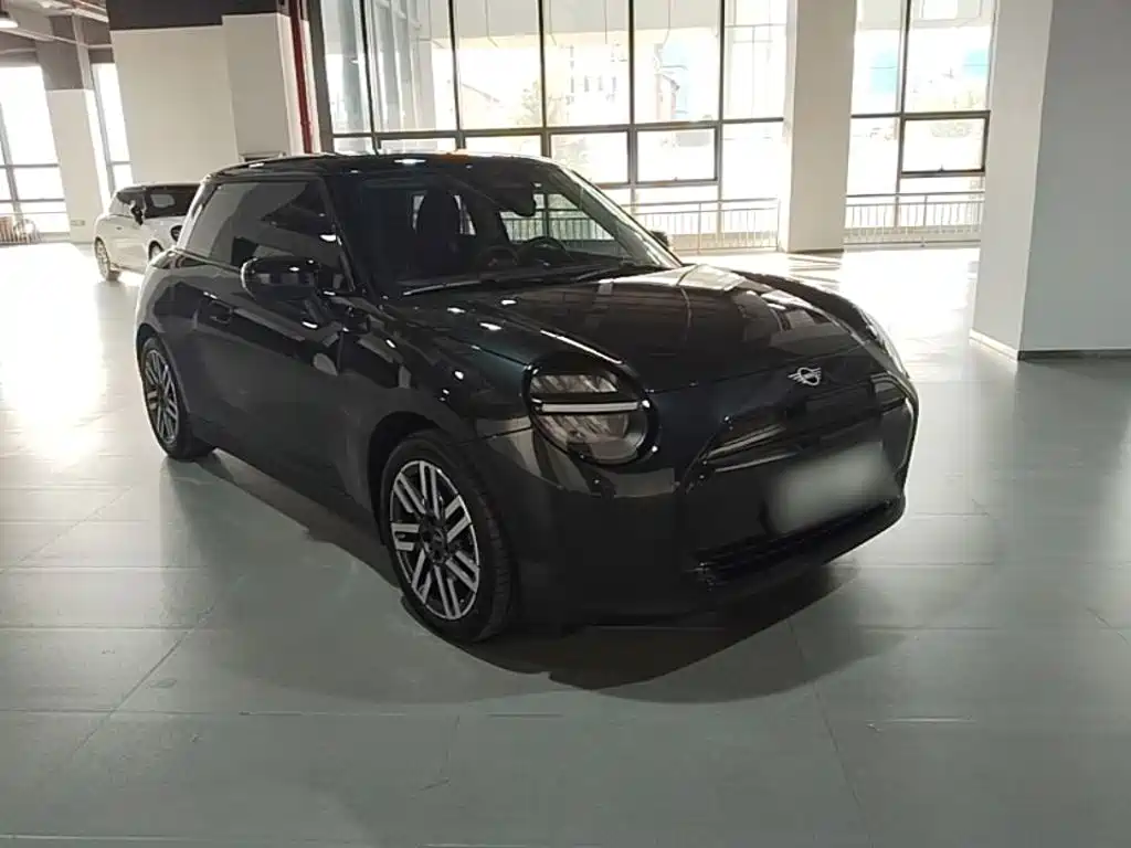 MINI MINI COOPER EV — миниатюра 4