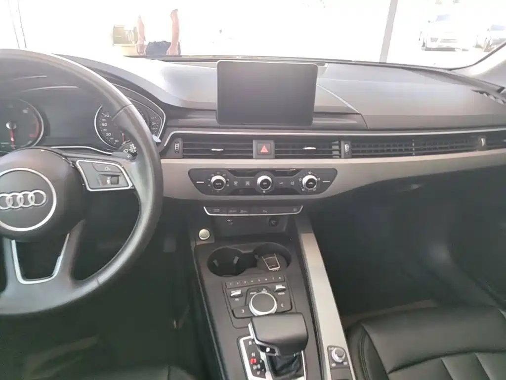 Audi A4L — миниатюра 13