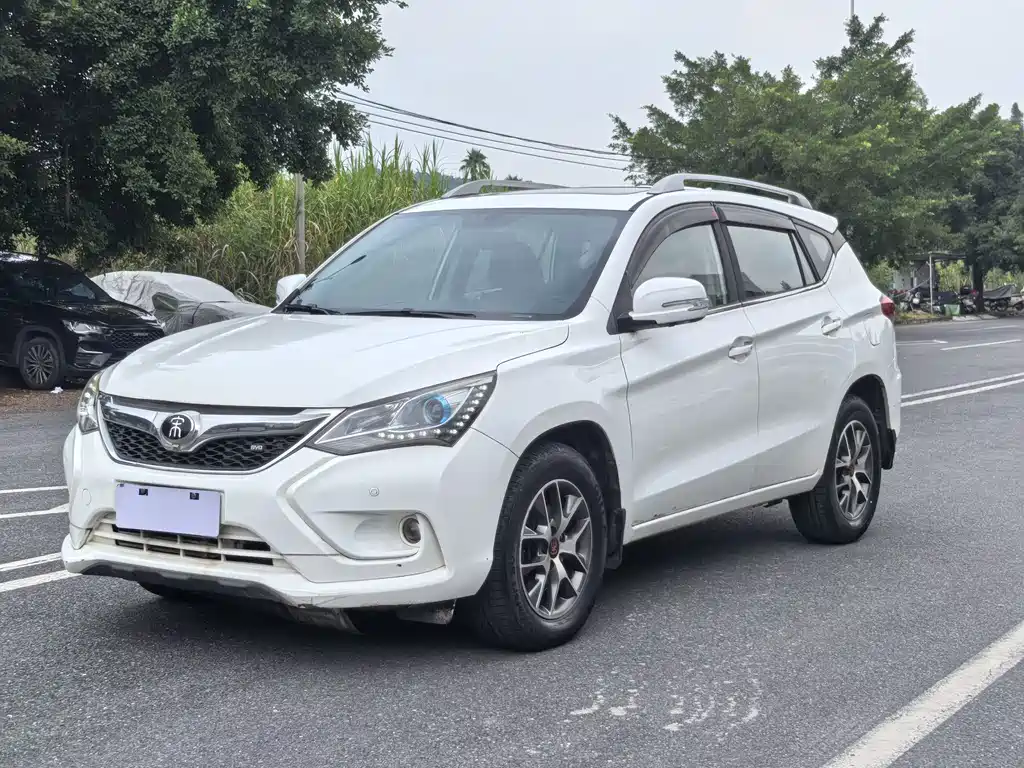 BYD Song