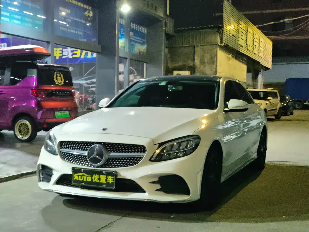 Mercedes-Benz C-Class 2020