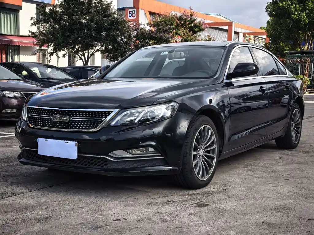 Zotye Zotye Z700