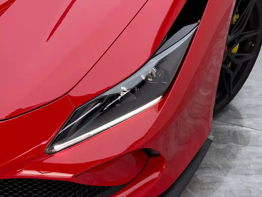 Ferrari F8 — миниатюра 9