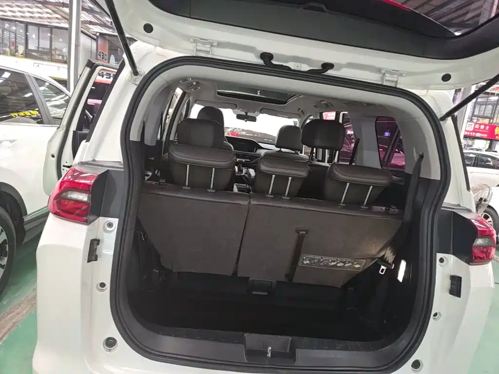 GAC Motor Trumpchi M6 — миниатюра 19
