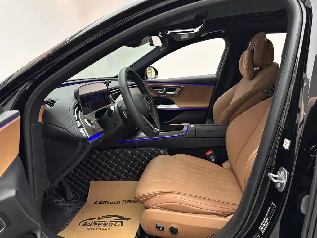 Mercedes-Benz E-Class — миниатюра 8
