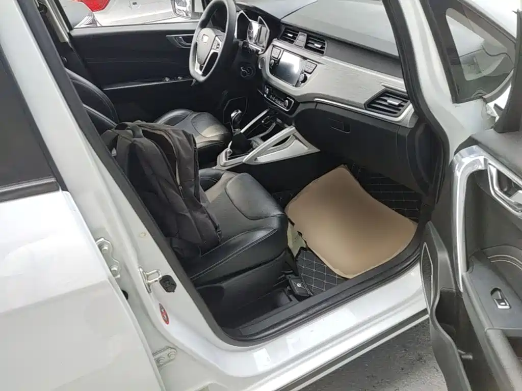 Geely Vision X3 — миниатюра 25