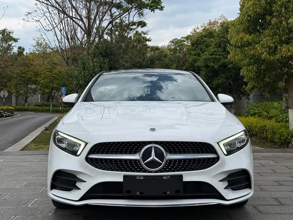 Mercedes-Benz A-Class A 2021 A 200 L Sport