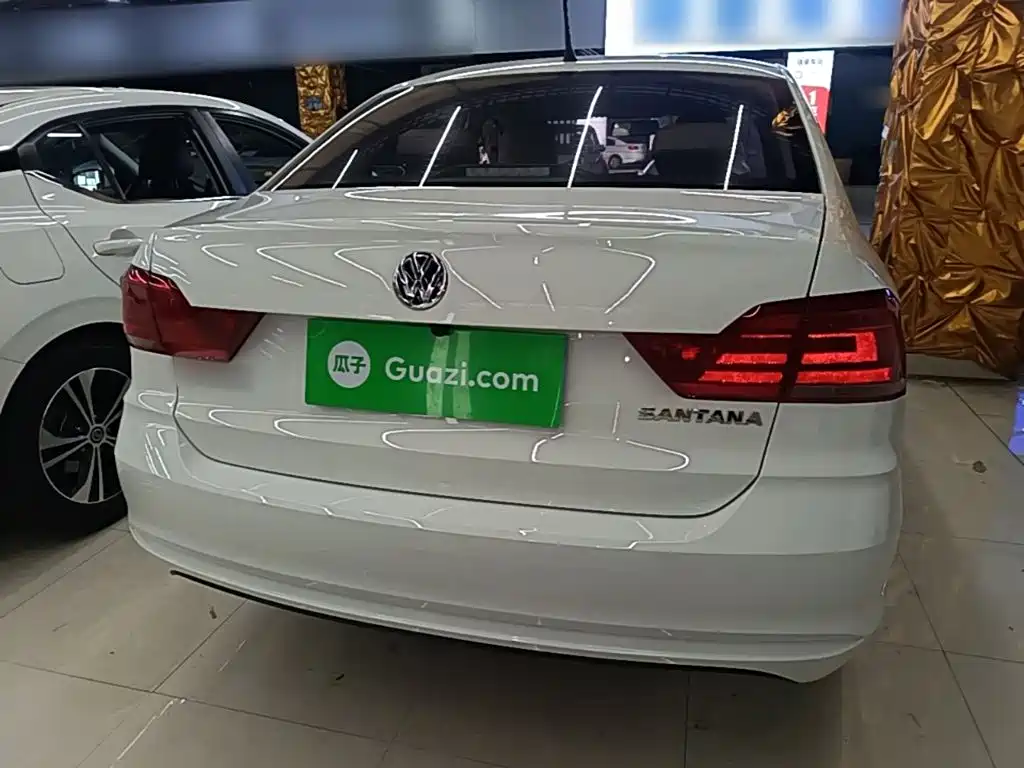 Volkswagen Santana — миниатюра 6