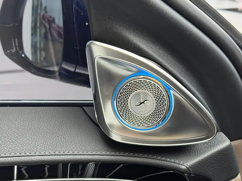 Mercedes-Benz S-Class — миниатюра 17
