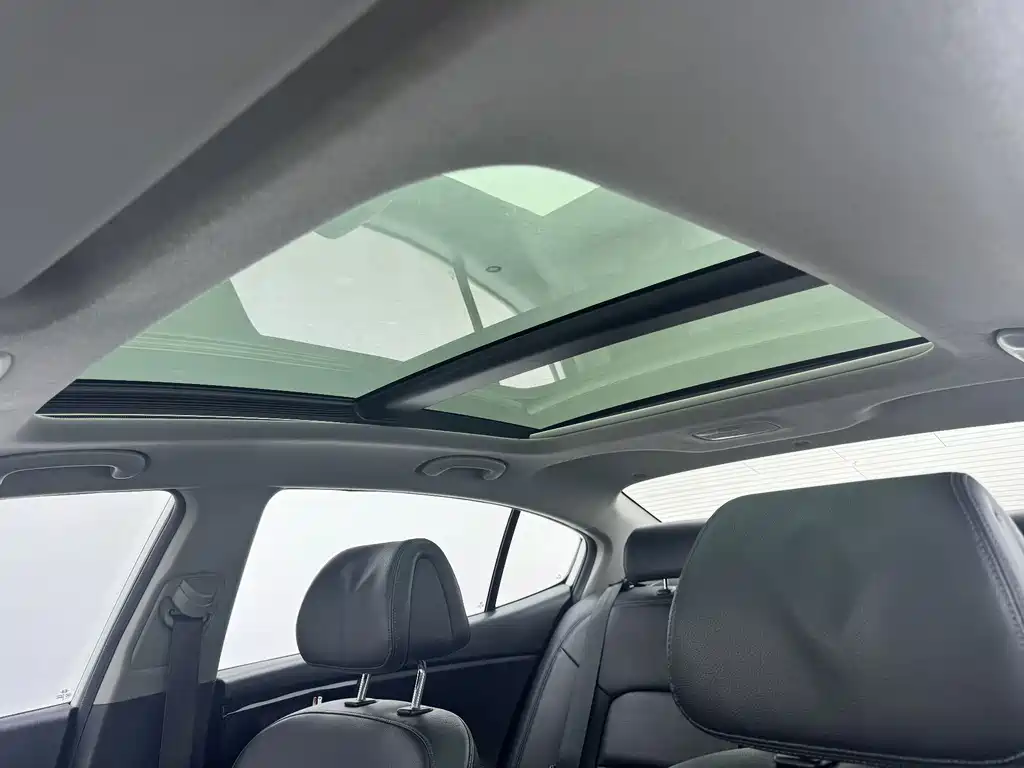 Kia K4 — миниатюра 16