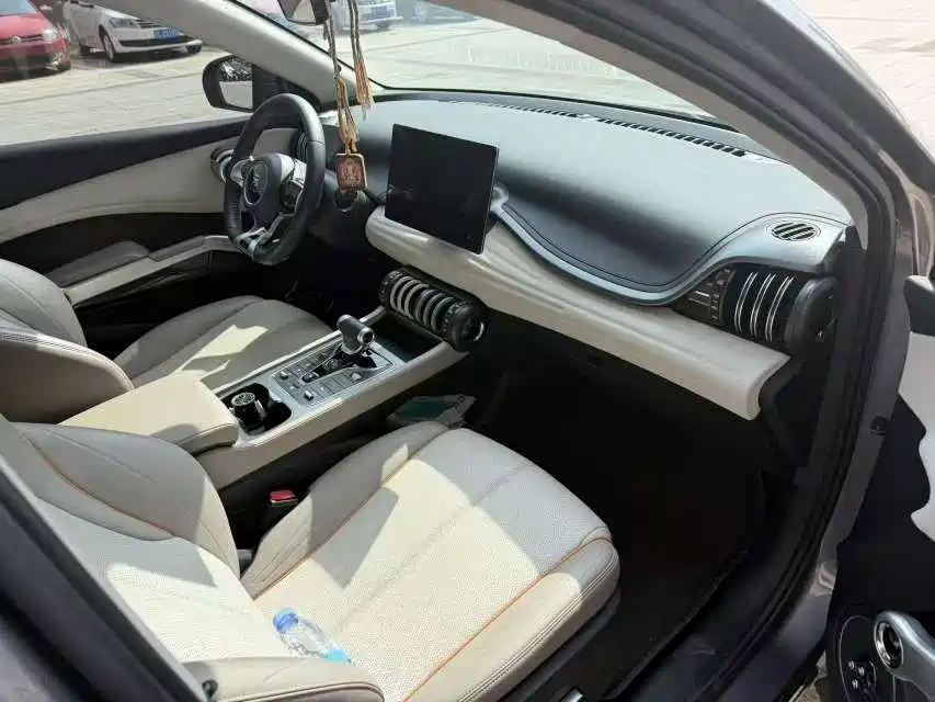 BYD Yuan Plus — миниатюра 3