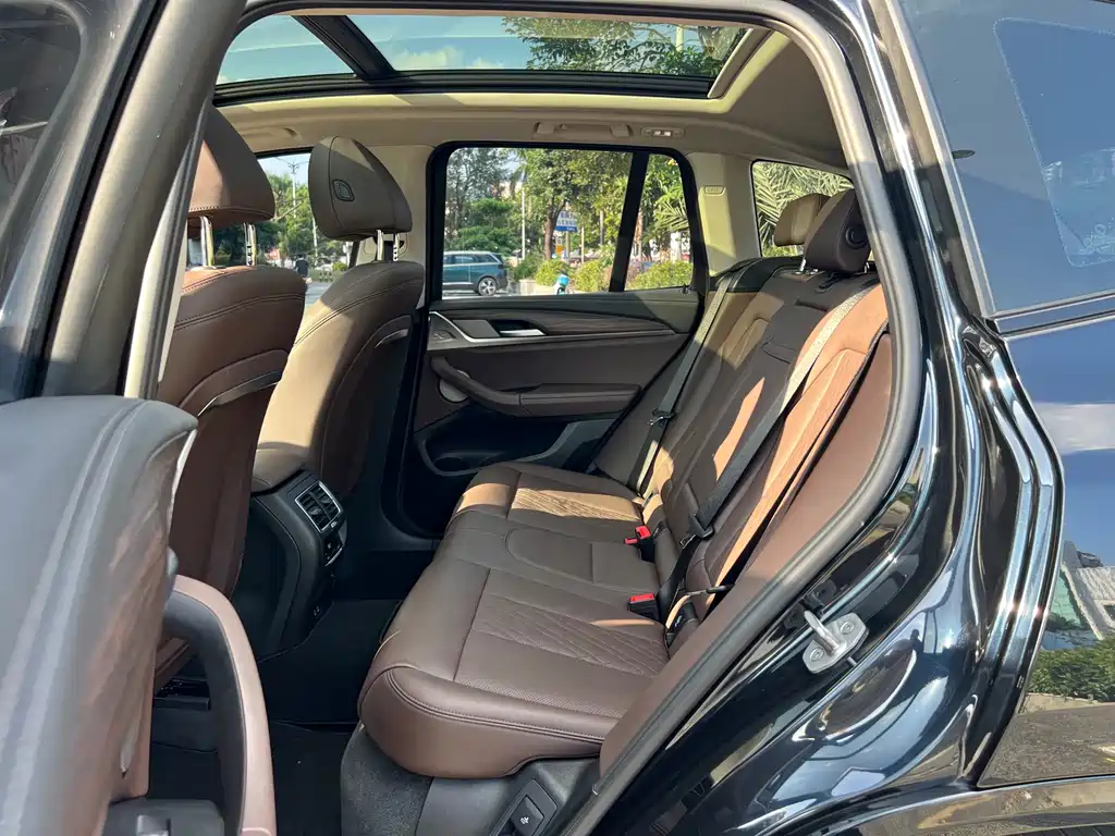 BMW X3 — миниатюра 19