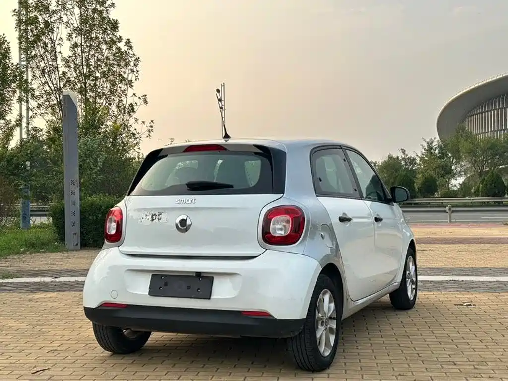 smart Smart Forfour — миниатюра 4