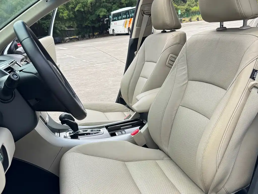 Honda Accord — миниатюра 8