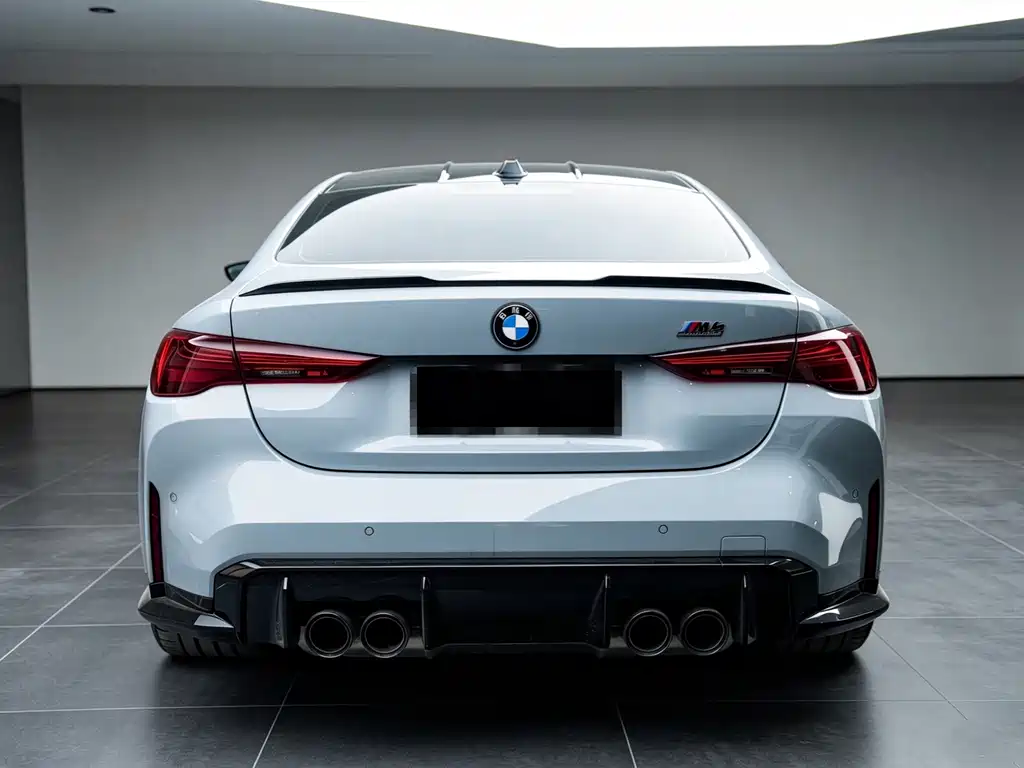 BMW M4 — миниатюра 5